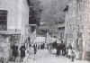 entree usine et rue.jpg (86065 octets)